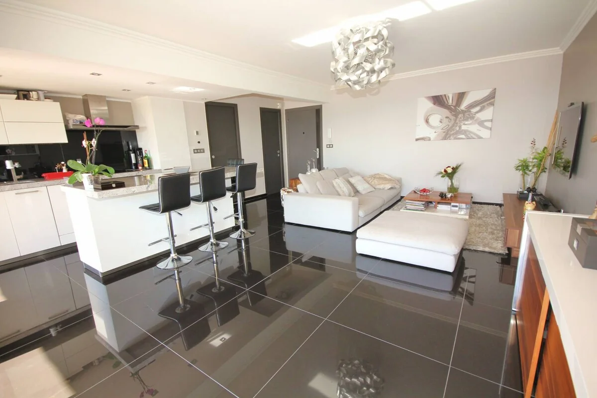 Vue Mer Terrasse Cannes - interior view 2
